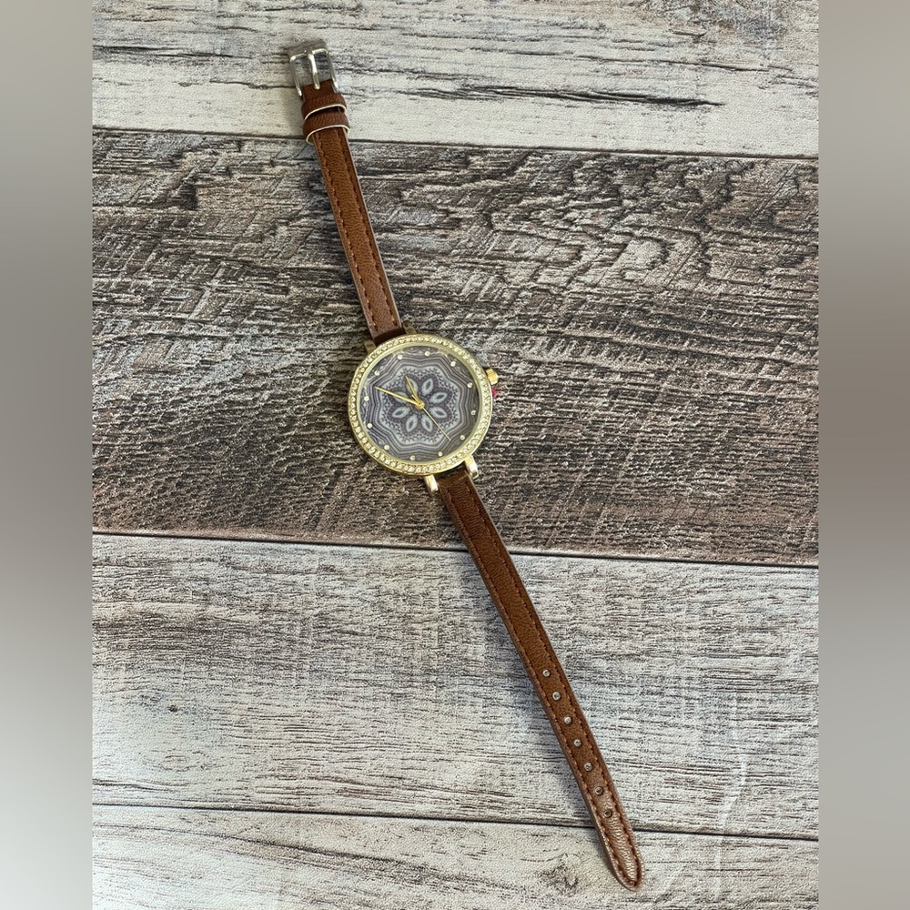 Jessica Carlyle Watch, Womens Analog Brown leather strap, Purple Floral design.